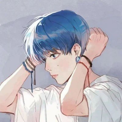 日自卫队员全裸上街